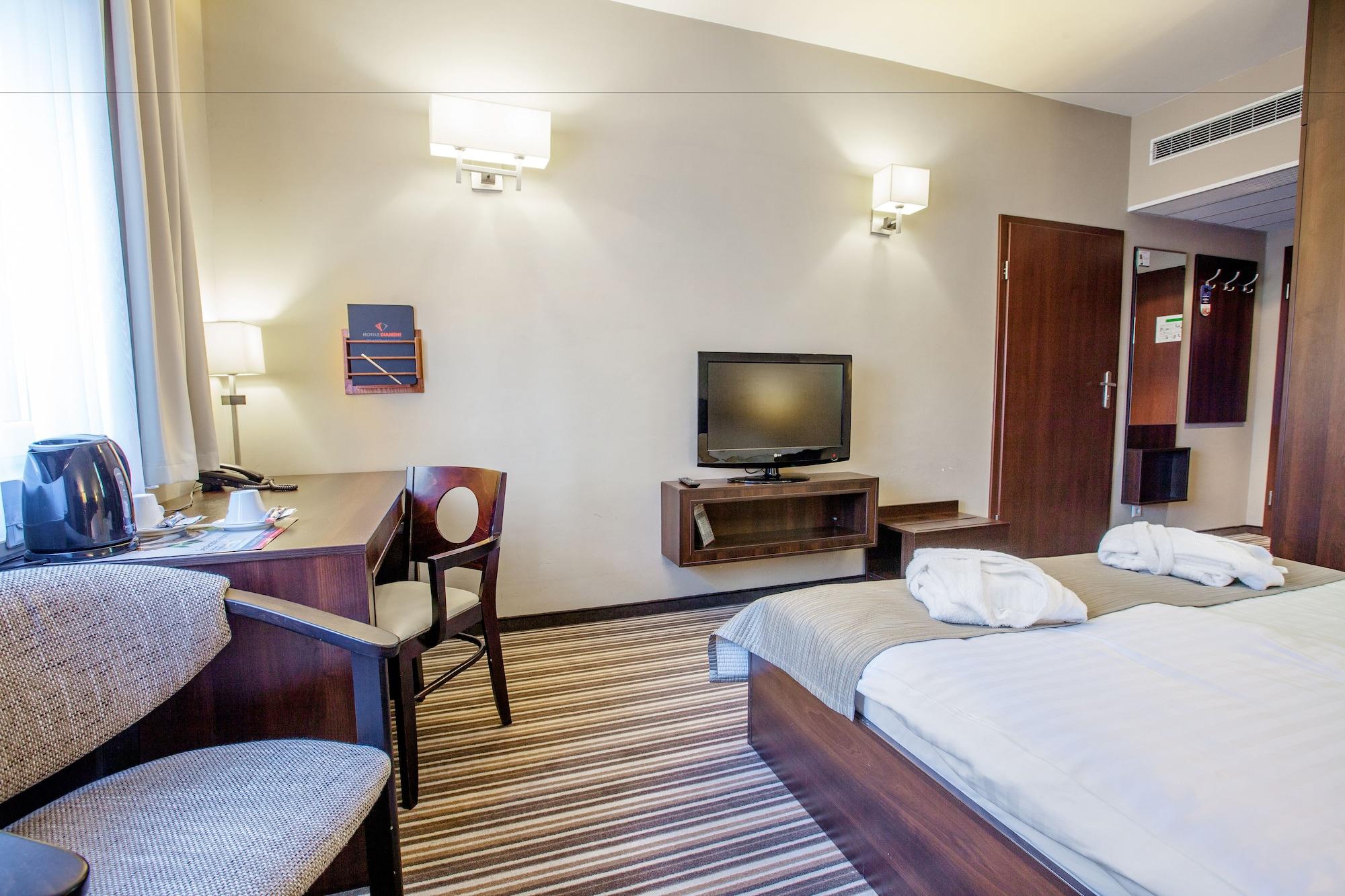 Park Hotel Diament Wroclaw Bagian luar foto